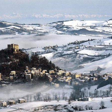 Casavacanzedezza Montecalvo Versiggia Екстер'єр фото