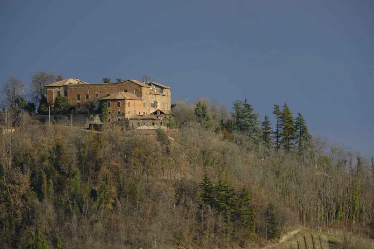 Casavacanzedezza Montecalvo Versiggia Екстер'єр фото